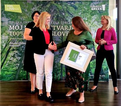 Kamniku na Zelenem dnevu slovenskega turizma za trajnostne dosežke ponovno podeljen zlati znak Slovenia Green (17)